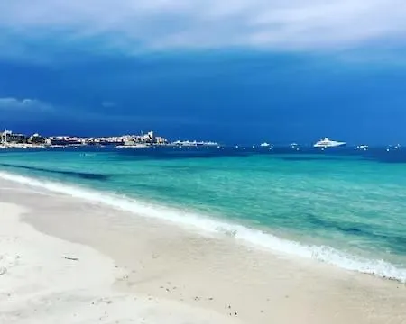 Eden Docteur Hochet 100 M Des Plages 3 Couchages Ou 4 Si 2 Enfants * 앙티브